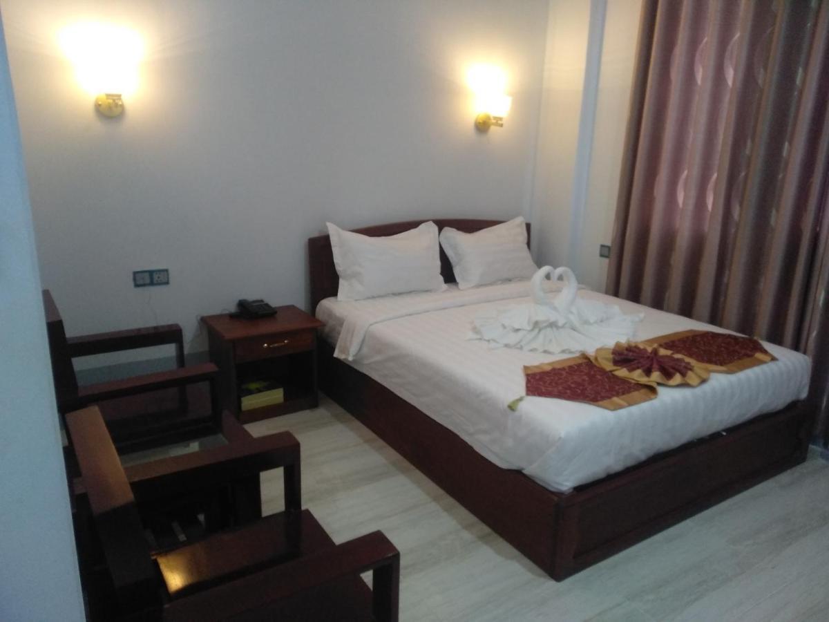 Mandalar May One Hotel Mandalay Bagian luar foto