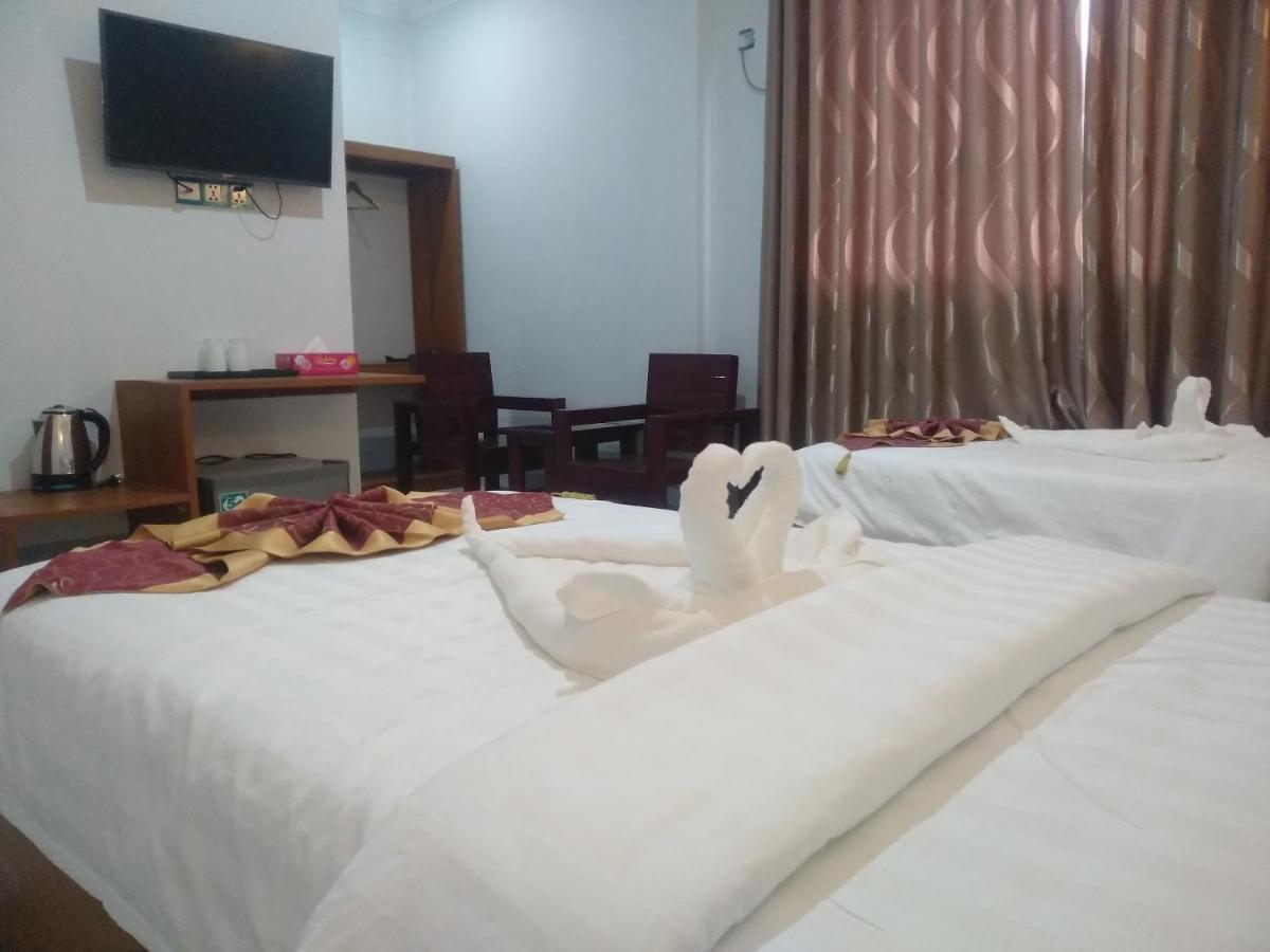 Mandalar May One Hotel Mandalay Bagian luar foto