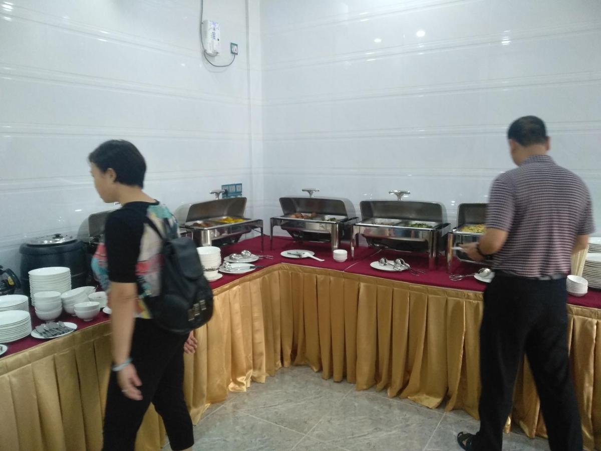 Mandalar May One Hotel Mandalay Bagian luar foto