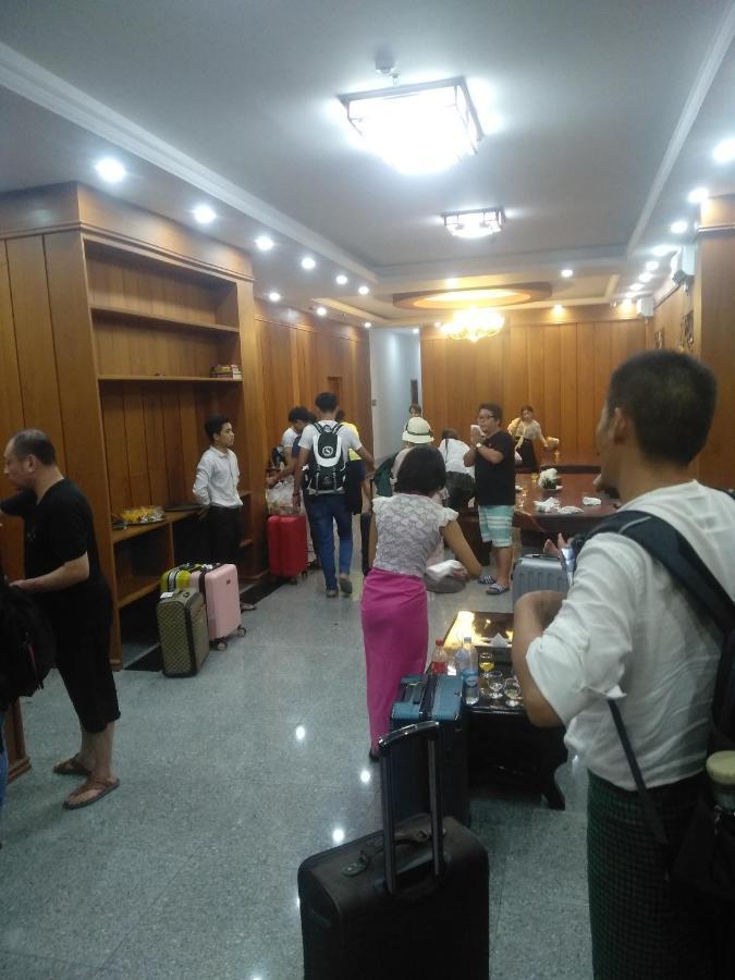 Mandalar May One Hotel Mandalay Bagian luar foto
