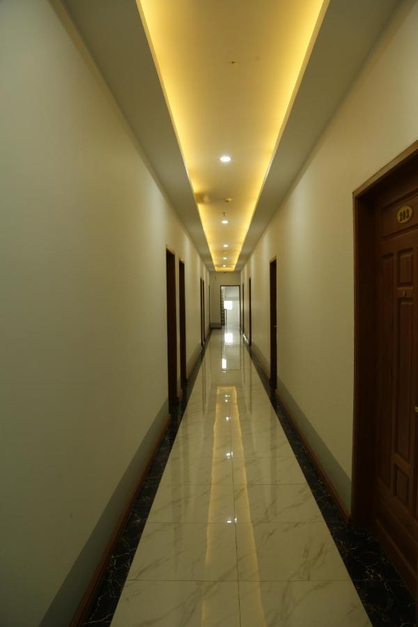 Mandalar May One Hotel Mandalay Bagian luar foto